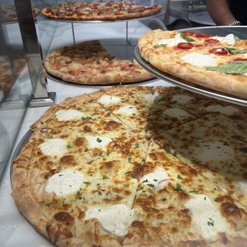 La Pizza Italia - Pizza Near Me - Brooklyn, New York La Pizza Italia - Pizza Near Me - Brooklyn, New York