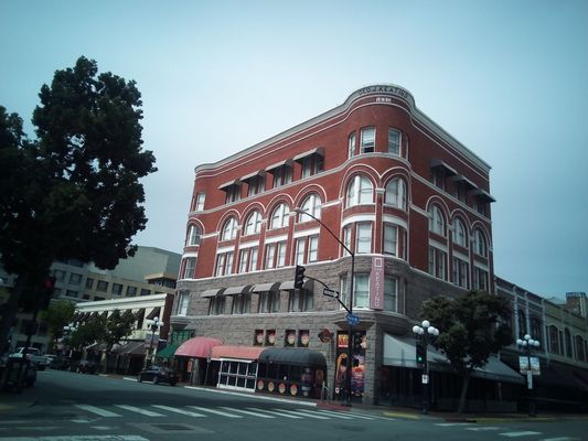 The Keating Hotel by null