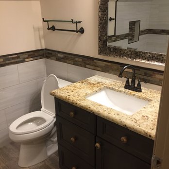 David's Construction Services - a clean bathroom - General Contractors Near Me - Knoxville, Tennessee