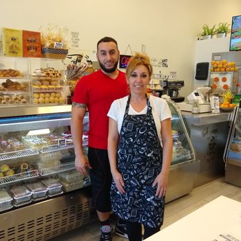 Del Plata Bakery - Bakeries Near Me - Hollywood, Florida Del Plata Bakery - Bakeries Near Me - Hollywood, Florida