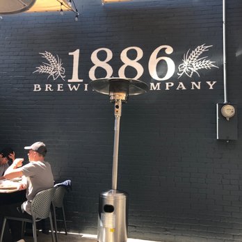 1886 Brewing - The back patio - Brewpubs Near Me - Orange, California 1886 Brewing - The back patio - Brewpubs Near Me - Orange, California
