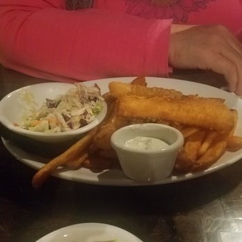 Pete's Brewhouse - Fish portions were the smallest we have seen in Redding, but the prices were the highest! - Pizza Near Me - Redding, California Pete's Brewhouse - Fish portions were the smallest we have seen in Redding, but the prices were the highest! - Pizza Near Me - Redding, California