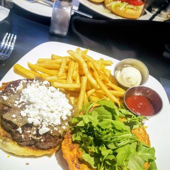 Kaluz  Restaurants - New American Near Me - Plantation, Florida