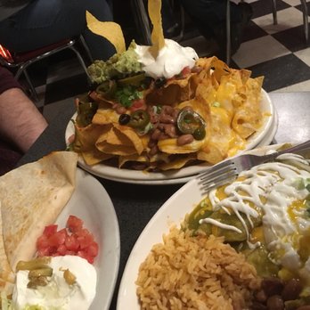 Rio Bravo - Veggie quesadilla, guava and sour cream nachos, and green chicken enchiladas - Mexican Near Me - North Bend, Washington Rio Bravo - Veggie quesadilla, guava and sour cream nachos, and green chicken enchiladas - Mexican Near Me - North Bend, Washington