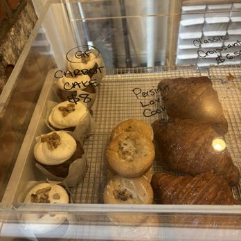 Tall Poppy - Bakeries Near Me - New York, New York