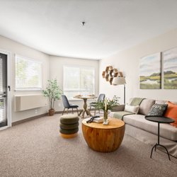 Carlton Concord - Located in beautiful downtown, Carlton Concord offers active Independent Living. Choose from a studio, one-bedroom or two-bedroom apartment.