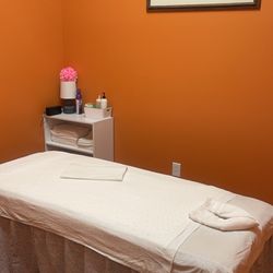 Sunflower Massage Spa - Massage room at Sunflower Massage Spa in Corvallis, OR