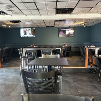 Peconic Diner - Back area perfect for a small gathering - Diners Near Me - Riverhead, New York