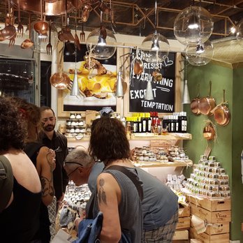 Nino & Friends - 2018-09-06. Nino and Friends. Venice, Italy. Plenty of free samples to let try before you buy. - Chocolatiers & Shops Near Me - Venezia, VE Nino & Friends - 2018-09-06. Nino and Friends. Venice, Italy. Plenty of free samples to let try before you buy. - Chocolatiers & Shops Near Me - Venezia, VE