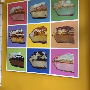 Magpies Softserve - Decor that makes me hungry! - Ice Cream & Frozen Yogurt Near Me - Los Angeles, California