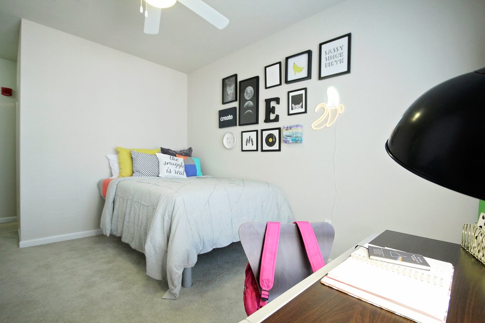 LARK TUSCALOOSA 23 Photos & 10 Reviews Tuscaloosa, Alabama