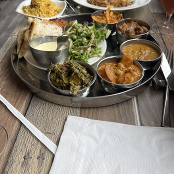 Citrus - Sampler with 6 different small dishes - Indian Near Me - New Windsor, New York