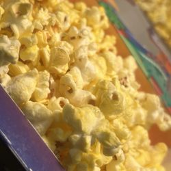 Premiere Cinema - POPCORN