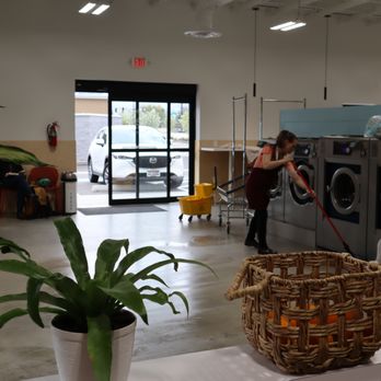 Breeze Better Laundry - Wow, now thats a laundromat - Laundromat Near Me - Boise, Idaho