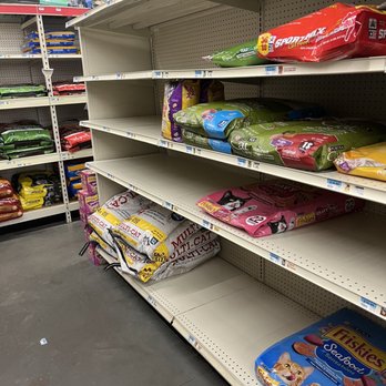 Tractor Supply - There is a cat food shortage in Gaffney, S.C. - Department Stores Near Me - Gaffney, South Carolina