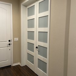 Az Property Doctors - Doors from outside