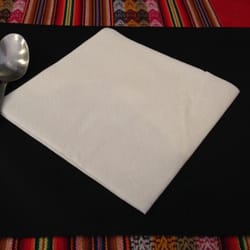 Santa Ceviche - Table setting.