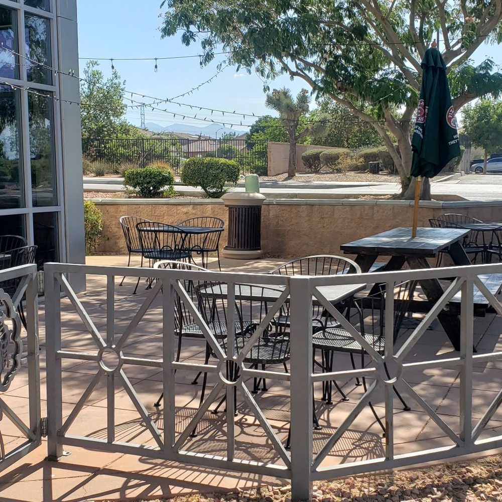 Pizza Factory - Outside patio dining area - Pizza Near Me - Hesperia, California Pizza Factory - Outside patio dining area - Pizza Near Me - Hesperia, California