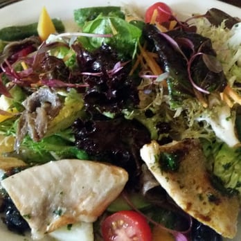 Le Gigot - Salad nicoise - French Near Me - New York, New York Le Gigot - Salad nicoise - French Near Me - New York, New York