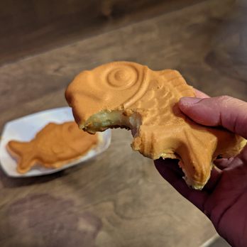 Mom's Deli - Mozzarella taiyaki - Delis Near Me - Lakewood, Washington
