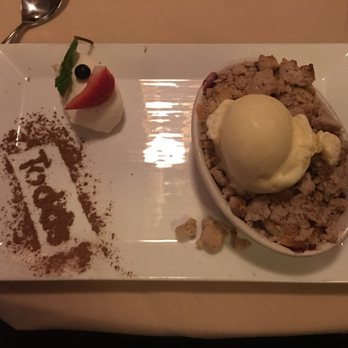 Todd's Unique Dining - Berry crumble. Yummy! - Seafood Near Me - Henderson, Nevada Todd's Unique Dining - Berry crumble. Yummy! - Seafood Near Me - Henderson, Nevada