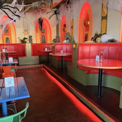 Chopper - Inside bar