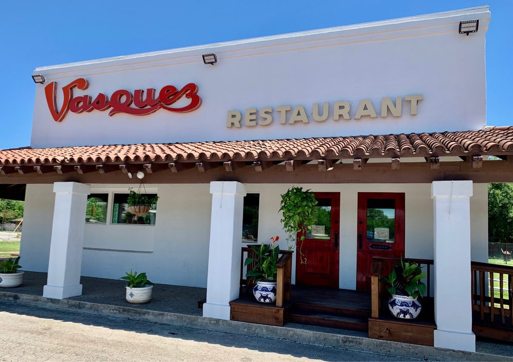 The New Vasquez Restaurant, Uvalde Roadtrippers