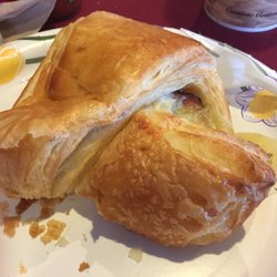 The Sugar Shack - Ham & Cheese Croissant $4.75... meh :/