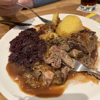 Andy's Krablergarten - Some kind of meat platter - German Near Me - Munich, BY