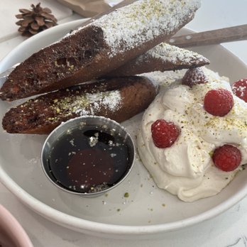 Jackie Smalls - French toast - Breakfast & Brunch Near Me - Wayne, New Jersey Jackie Smalls - French toast - Breakfast & Brunch Near Me - Wayne, New Jersey