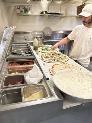 Lucky's Pizza by null