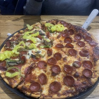 Brick Oven Pizza - Hernando - Pizza Near Me - Hernando, Mississippi