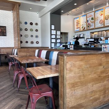 Luna Grill Oxnard - Inside - Mediterranean Near Me - Oxnard, California