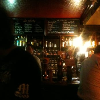 Le Mayflower - Bars Near Me - Paris, 75