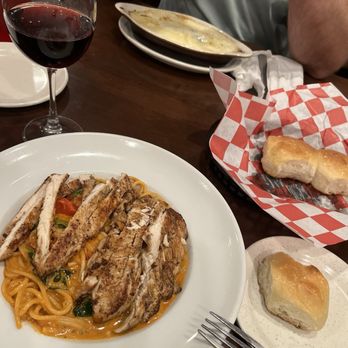 Roma Ristorante - Chicken tetrazzini - Italian Near Me - Shawnee, Oklahoma Roma Ristorante - Chicken tetrazzini - Italian Near Me - Shawnee, Oklahoma