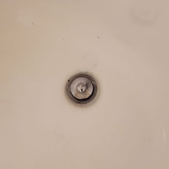 Motif - Filth from my shower upon move in - Apartments Near Me - Phoenix, Arizona