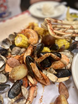 The Crab Pot Seattle by null