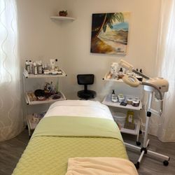 Lalla Skincare - Eminence Organic Skincare facials at Lalla Skincare