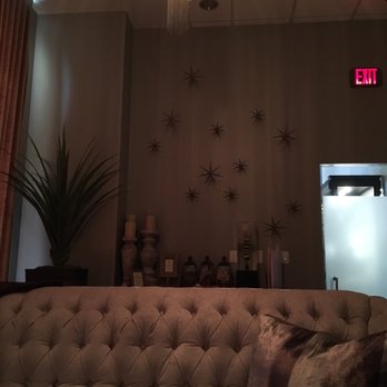Spa Sway - Waiting area - Day Spas Near Me - Austin, Texas Spa Sway - Waiting area - Day Spas Near Me - Austin, Texas