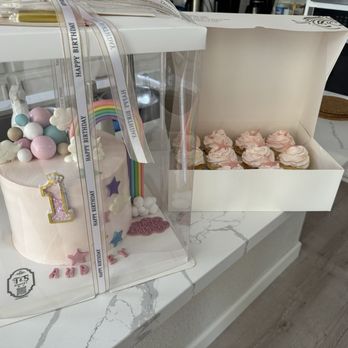 T&5 Cafe Bakery - Birthday cake and cupcakes - Bakeries Near Me - Folsom, California T&5 Cafe Bakery - Birthday cake and cupcakes - Bakeries Near Me - Folsom, California
