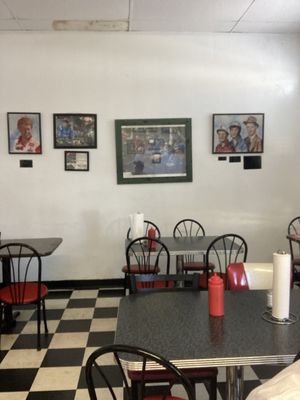 Dawsonville Pool Room by null