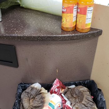 7-Eleven - a cat in a garbage can - Convenience Stores Near Me - Hempstead, New York