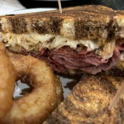 MVP's Sports Grille - Reuben
