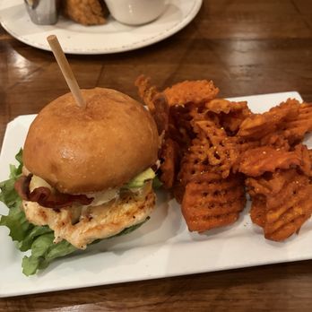 Myrtle's Chicken + Beer - Grilled Chicken Sandwich - Southern Near Me - Knoxville, Tennessee