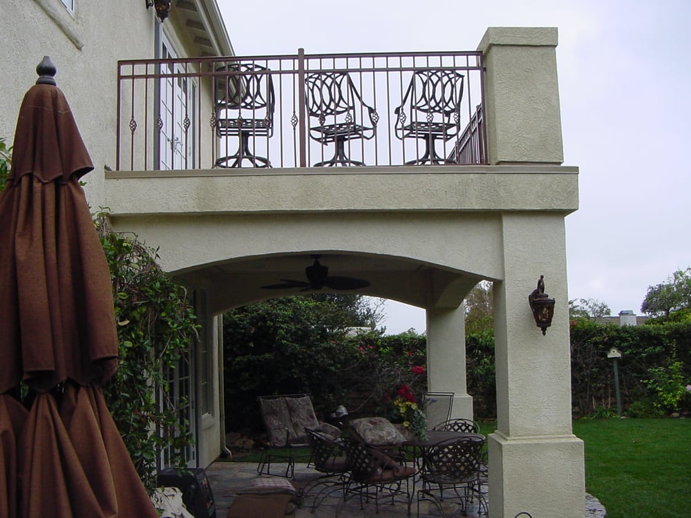 Slide of Kenstruction