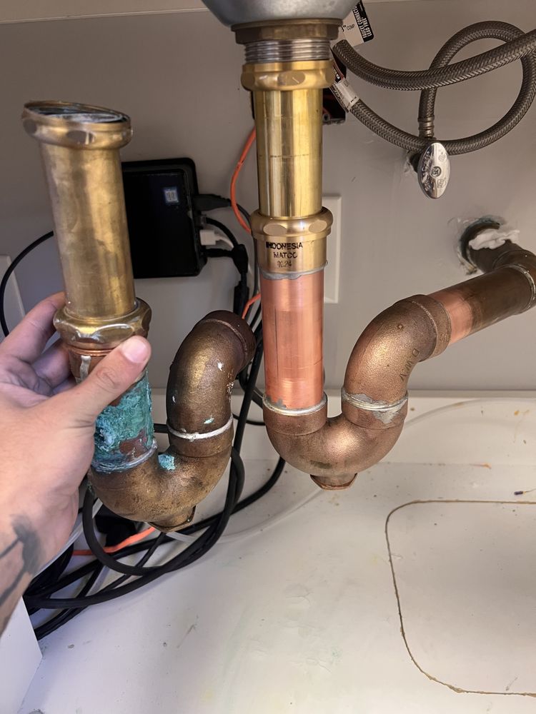 Slide of 100% Home Services