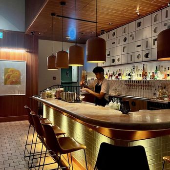 Lulu Bar - Cocktail Bars Near Me - Toronto, Ontario