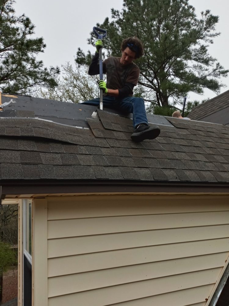 Slide of J&H Roofing & Repairs