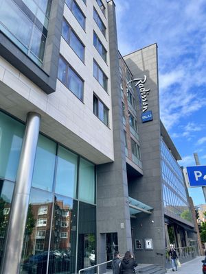 Radisson Blu Royal Hotel, Dublin by null