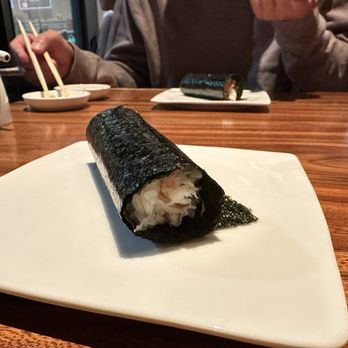 UO Nigiri - Snow crab hand roll - Sushi Bars Near Me - Los Angeles, California UO Nigiri - Snow crab hand roll - Sushi Bars Near Me - Los Angeles, California